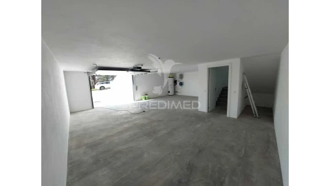 Moradia T4 para Venda em Aljezur