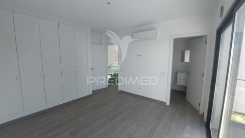 Moradia T4 para Venda em Aljezur