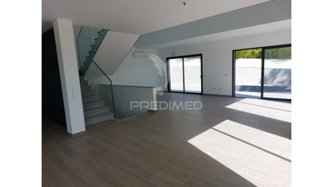Moradia T4 para Venda em Aljezur