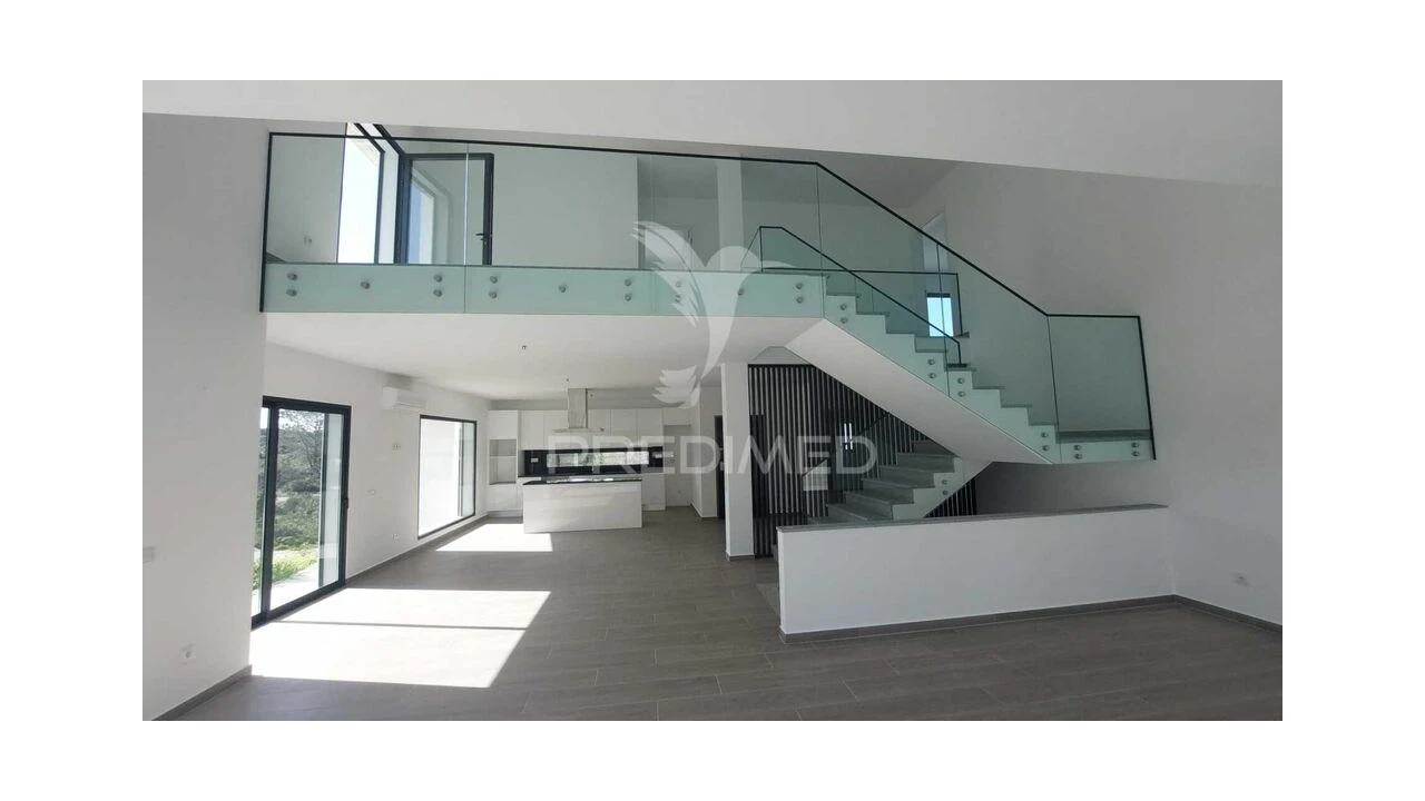 Moradia T4 para Venda em Aljezur Foto 12