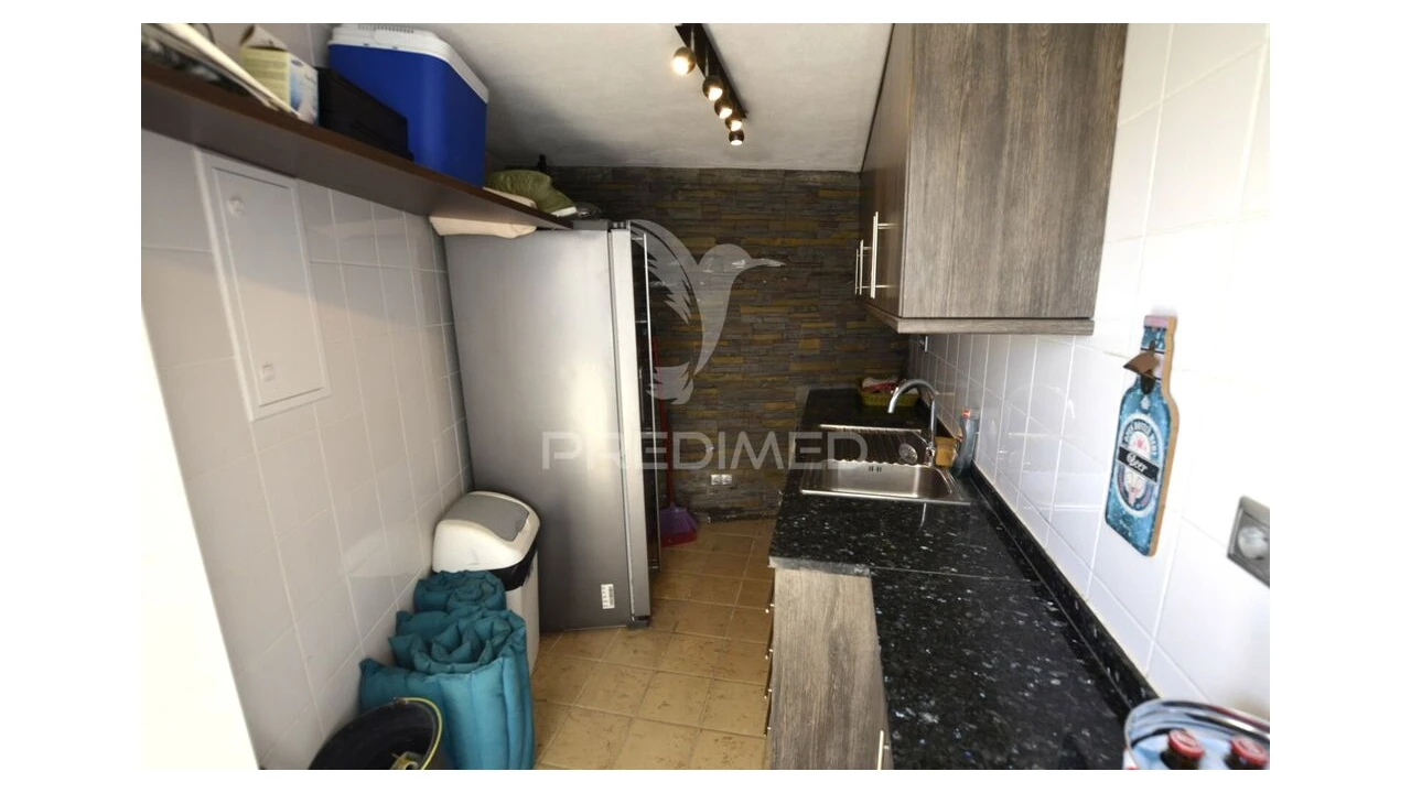 Moradia T5 para Venda em Budens Foto 11