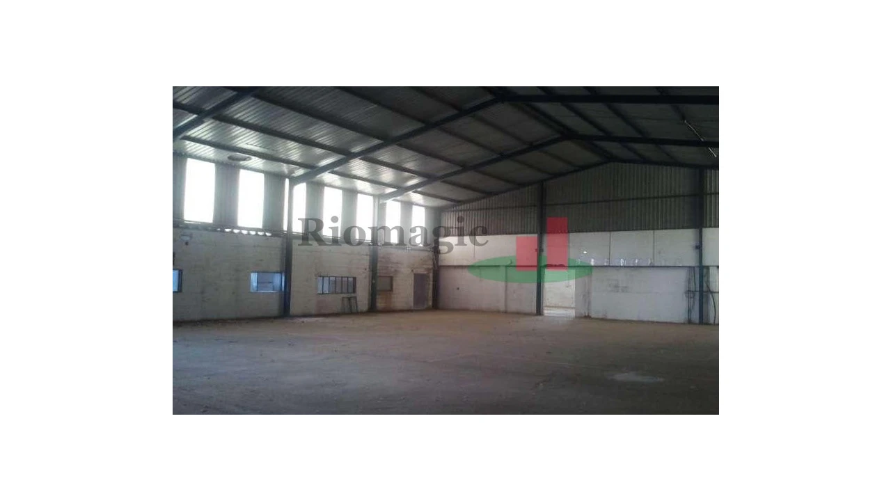 Armazém para Venda em Bemposta Foto 4