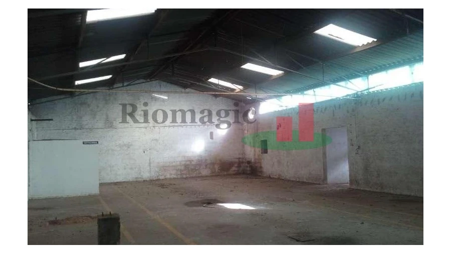 Armazém para Venda em Bemposta Foto 2