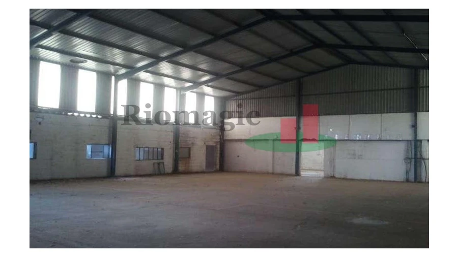 Armazém para Venda em Bemposta Foto 4