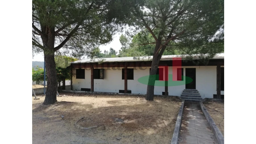 Armazém para Venda em Bemposta Foto 6