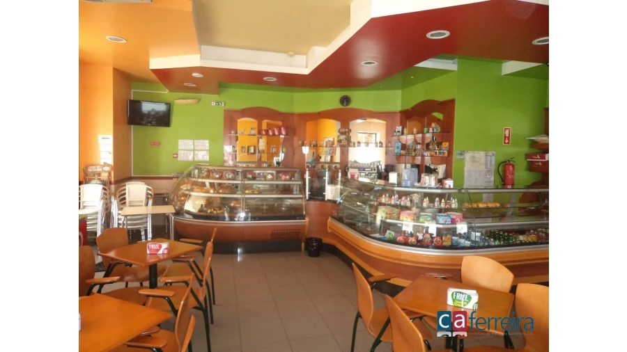 Negócio para Venda em Alpiarça Foto 2