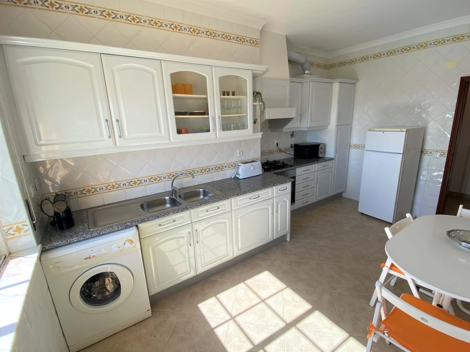 Apartamento T1 para Venda em Lagos (São Sebastião e Santa Maria) Foto 10