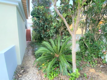 Moradia T4 para Venda em Lagos (São Sebastião e Santa Maria)