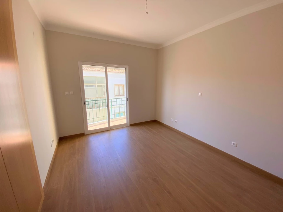 Apartamento T2 para Venda em Lagos (São Sebastião e Santa Maria) Foto 5