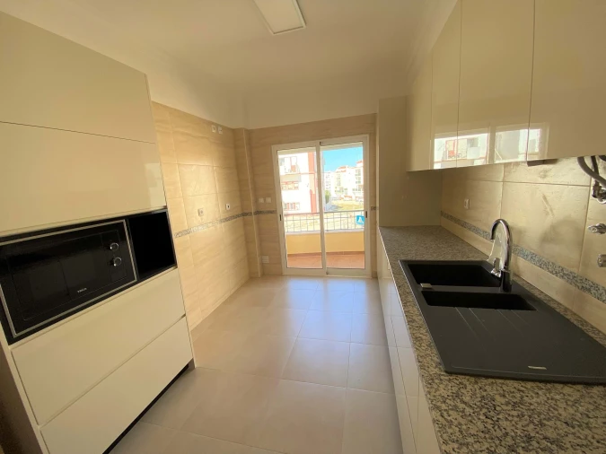 Apartamento T2 para Venda em Lagos (São Sebastião e Santa Maria) Foto 2