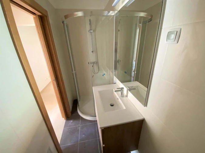 Apartamento T2 para Venda em Lagos (São Sebastião e Santa Maria) Foto 7