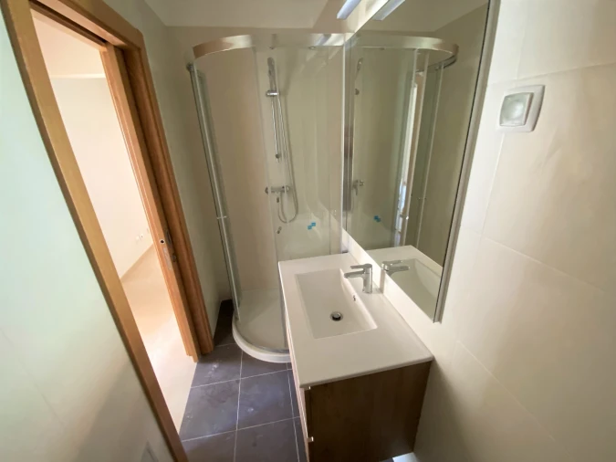 Apartamento T2 para Venda em Lagos (São Sebastião e Santa Maria) Foto 6