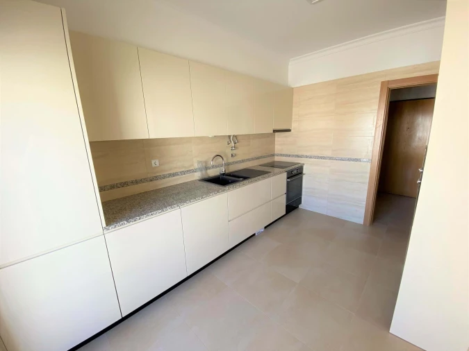 Apartamento T2 para Venda em Lagos (São Sebastião e Santa Maria) Foto 2