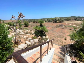 Moradia T4 para Venda em Lagos (São Sebastião e Santa Maria)