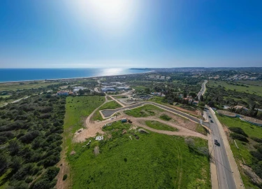 Terreno para Venda em Lagos (São Sebastião e Santa Maria)