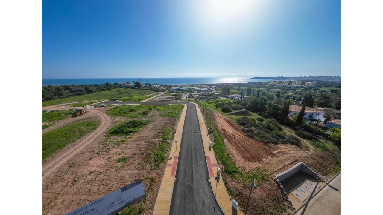 Terreno para Venda em Lagos (São Sebastião e Santa Maria) Foto 5