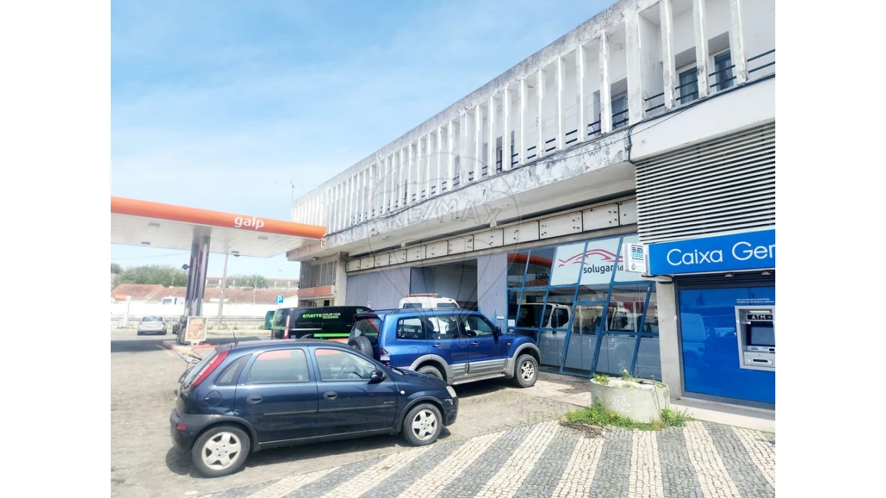 Armazém para Venda em Almargem do Bispo, Pêro Pinheiro e Montelavar Foto 2