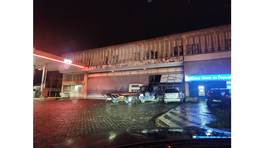 Armazém para Venda em Almargem do Bispo, Pêro Pinheiro e Montelavar Foto 4