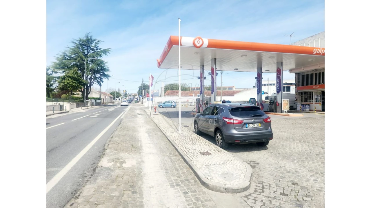 Armazém para Venda em Almargem do Bispo, Pêro Pinheiro e Montelavar Foto 3