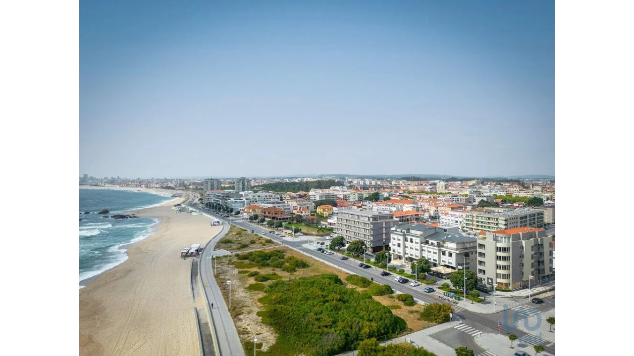 Apartamento T1 para Venda em Vila do Conde Foto 2