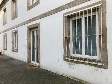 Escritório para Arrendamento em Lordelo do Ouro e Massarelos