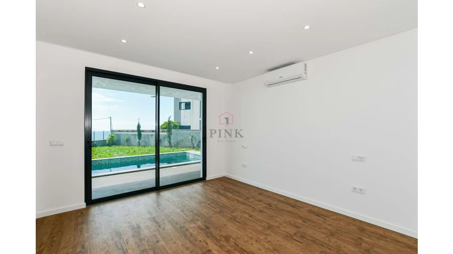 Moradia T3 para Venda em Agua de Pena Foto 15