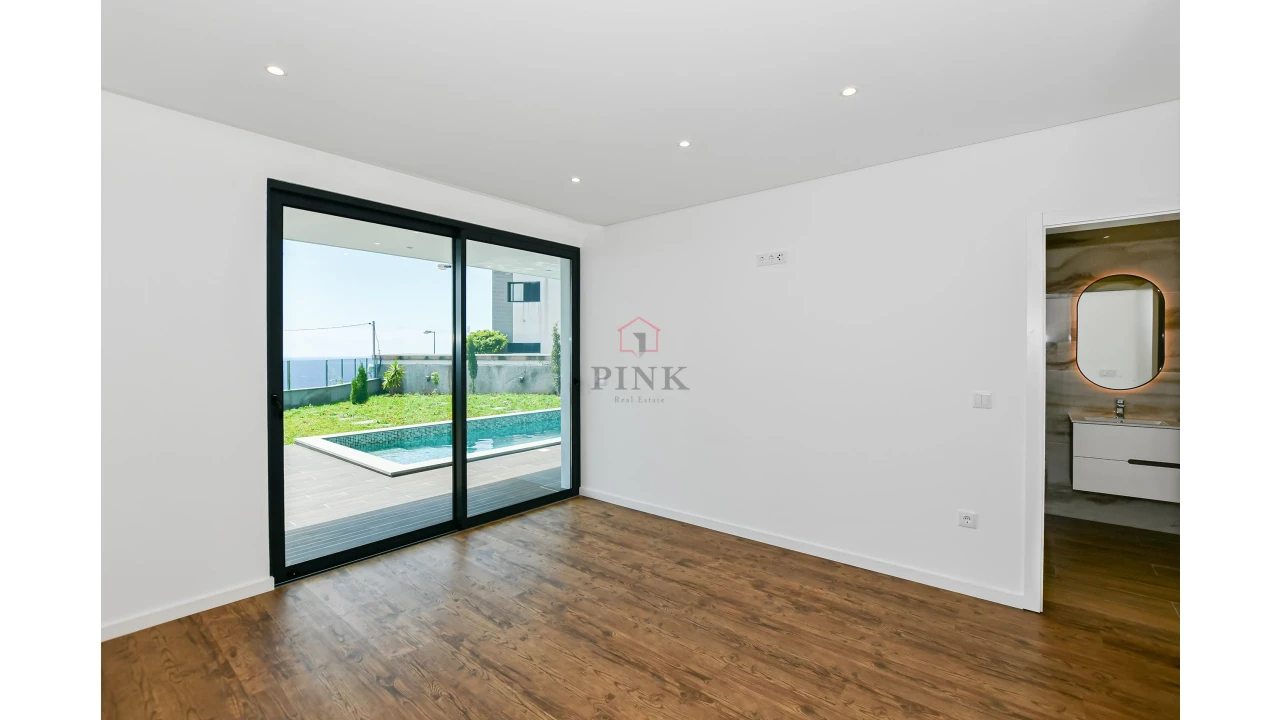 Moradia T3 para Venda em Agua de Pena Foto 13