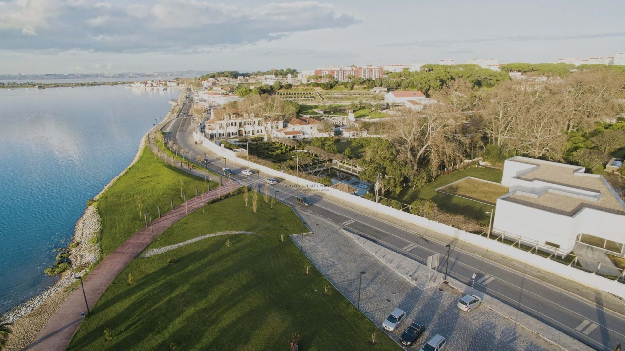Apartamento T2 para Venda em Seixal Foto 16