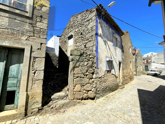 Moradia T0 para Venda em Escalos de Cima e Lousa Foto 8