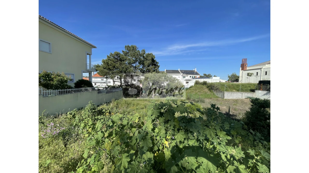 Moradia T3 para Venda em Charneca de Caparica e Sobreda Foto 12