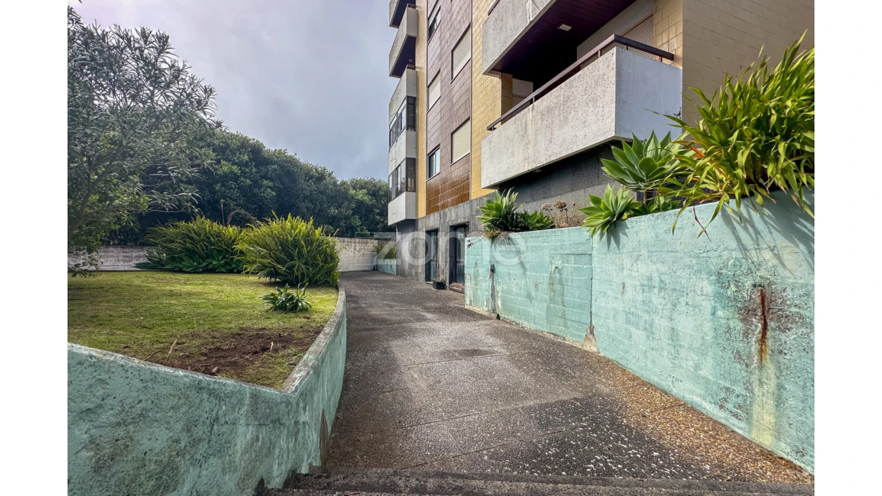 Negócio para Arrendamento em Ponta Delgada (São Sebastião) Foto 36