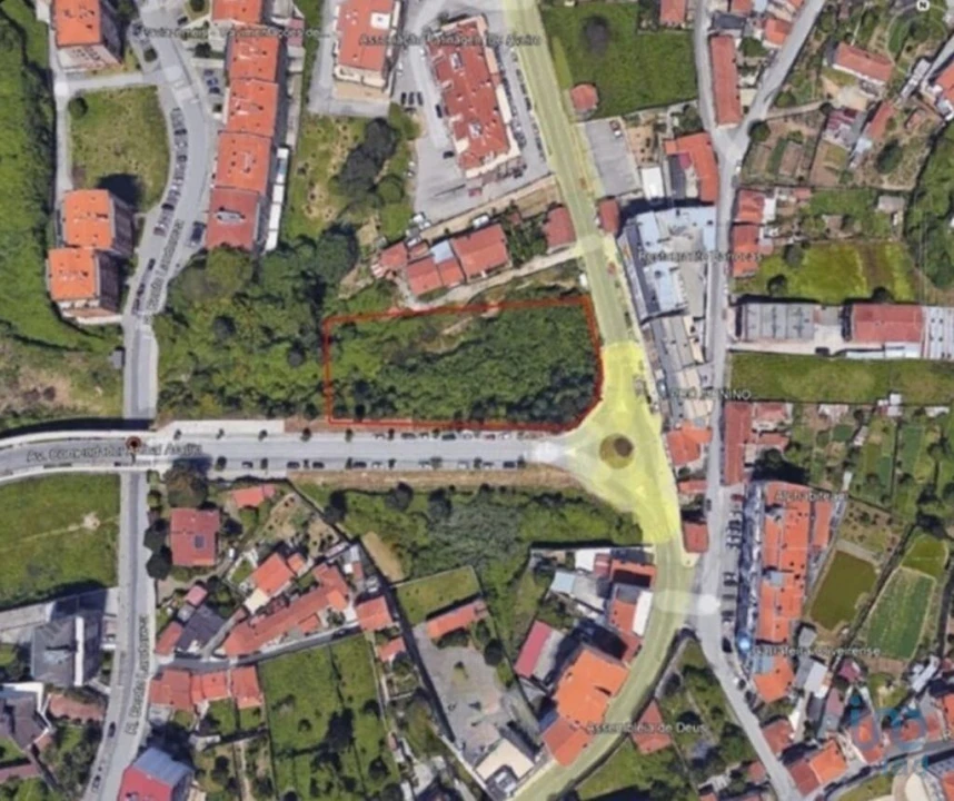 Terreno para Venda em O. Azeméis, Riba-Ul, Ul, Macinhata Seixa, Madail Foto 1
