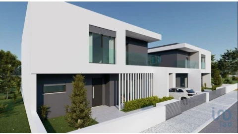 Moradia T4 para Venda em Amora