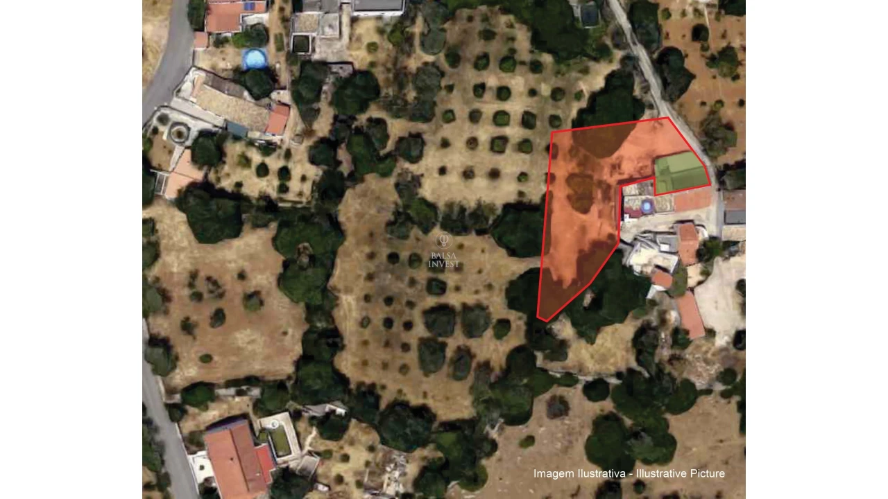 Moradia T2 para Venda em Loule (São Clemente) Foto 2