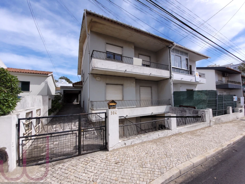 Moradia T7 para Venda em Carcavelos e Parede Foto 1