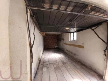 Moradia T7 para Venda em Carcavelos e Parede