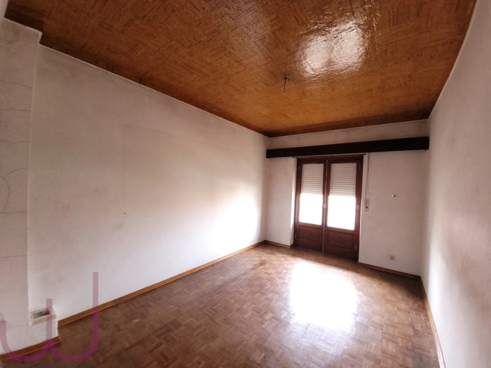 Moradia T7 para Venda em Carcavelos e Parede Foto 12