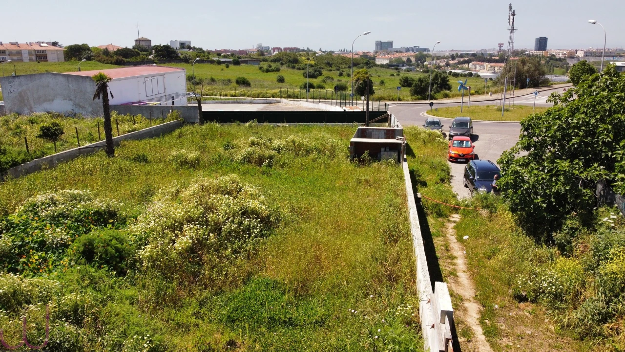 Terreno para Venda em Oeiras e São Julião da Barra, Paço de Arcos e Caxias Foto 13