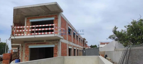 Apartamento T2 para Venda em Azeitão (São Lourenço e São Simão)