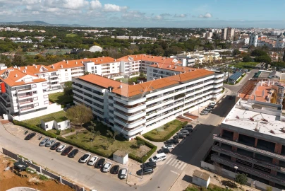 Apartamento T2 para Arrendamento em Quarteira