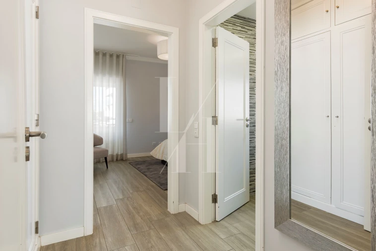 Apartamento T2 para Arrendamento em Quarteira Foto 8