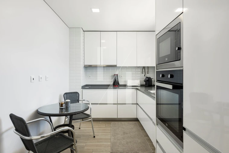 Apartamento T2 para Arrendamento em Quarteira Foto 19