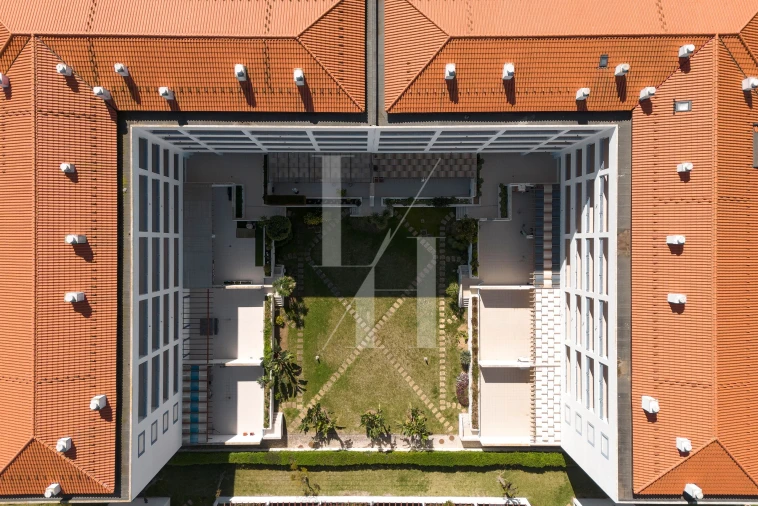 Apartamento T2 para Arrendamento em Quarteira Foto 33