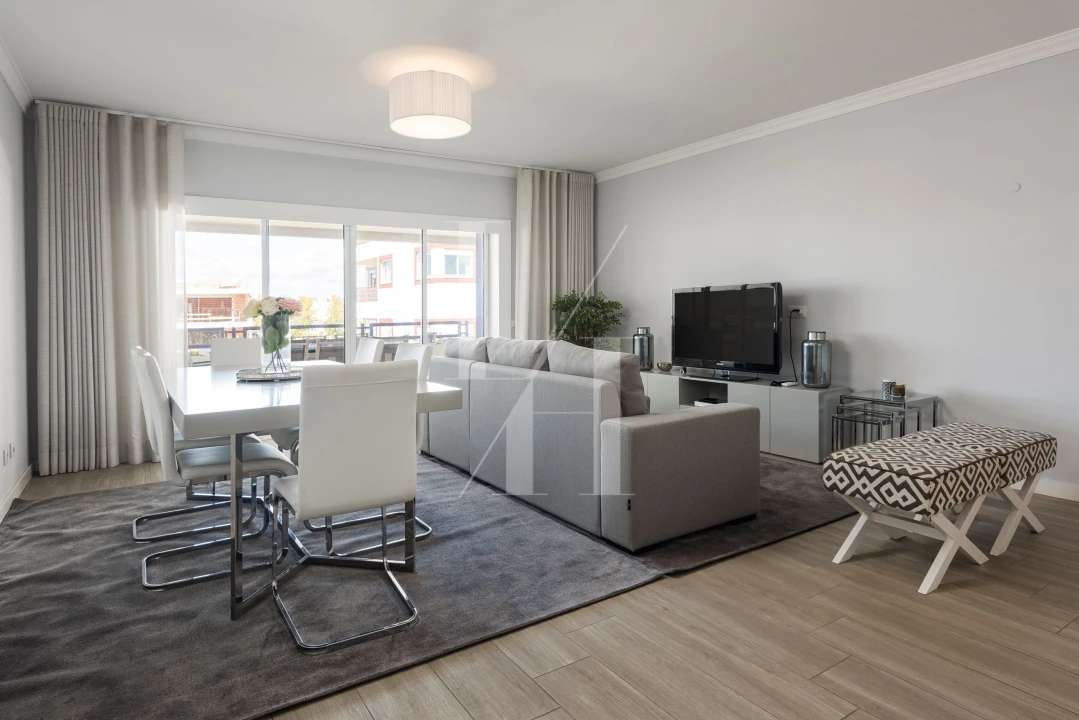 Apartamento T2 para Arrendamento em Quarteira Foto 15