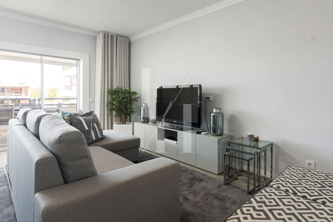 Apartamento T2 para Arrendamento em Quarteira Foto 12
