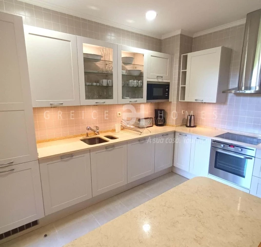 Apartamento T2 para Venda em Quarteira Foto 3