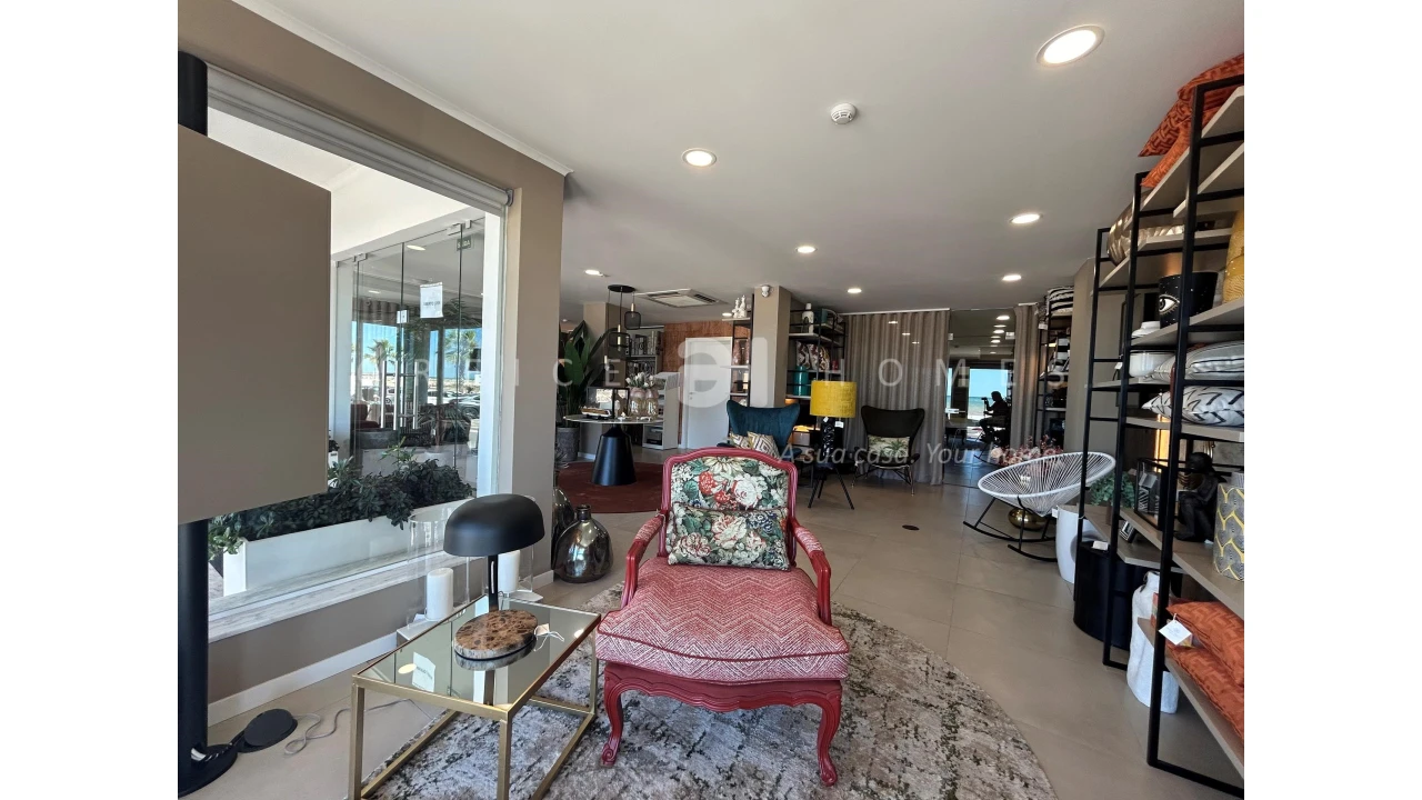 Negócio para Venda em Quarteira Foto 4