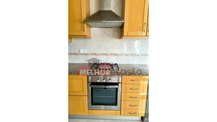 Apartamento T3 para Venda em Rio Maior Foto 10