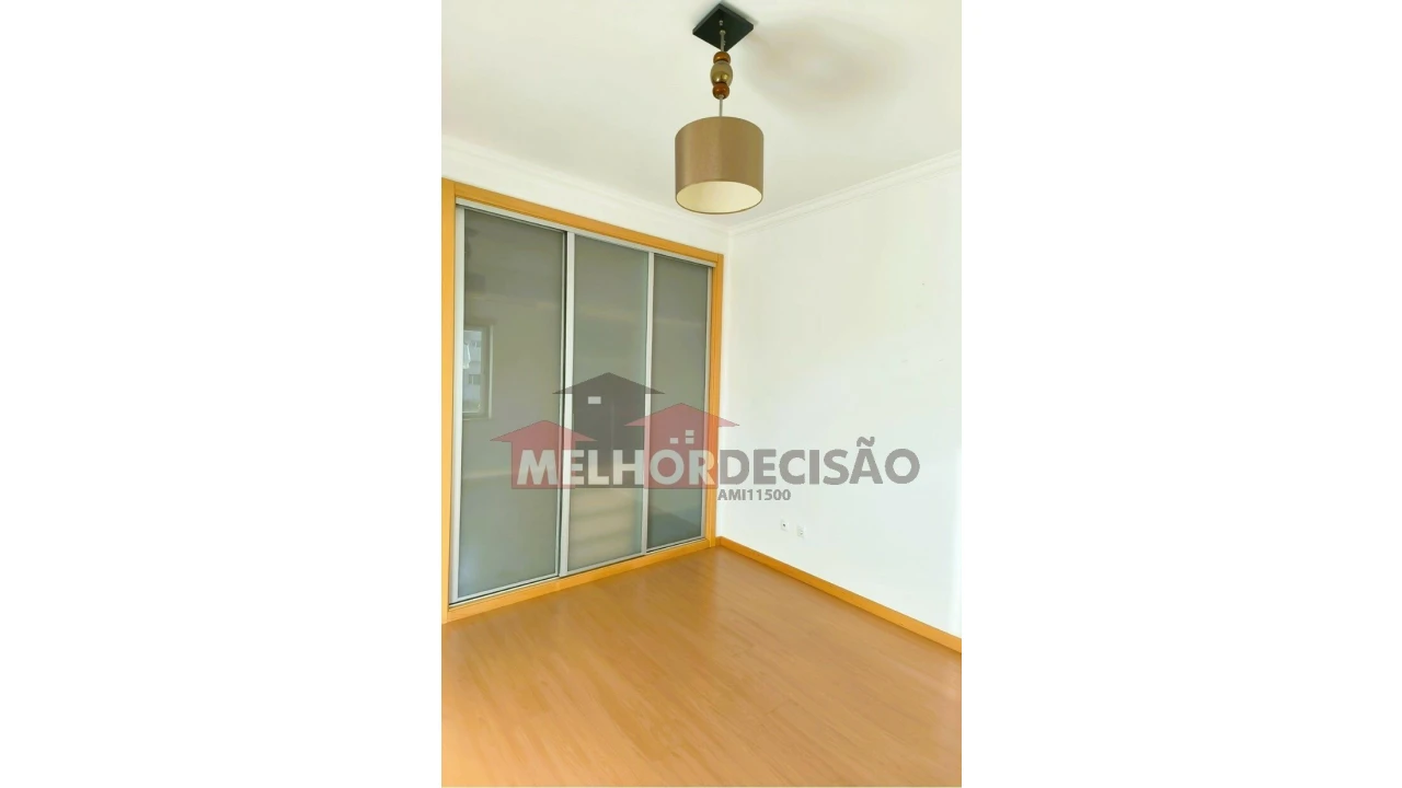 Apartamento T3 para Venda em Rio Maior Foto 19