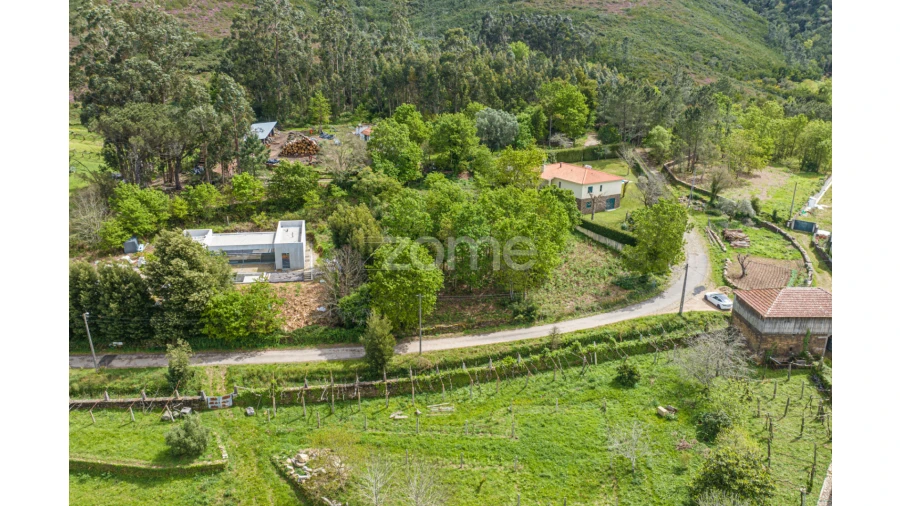 Terreno para Venda em Venade e Azevedo Foto 19
